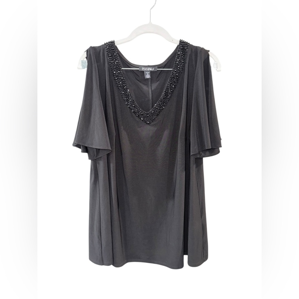 Beaded Cold Shoulder‎ Top by Roz and Ali